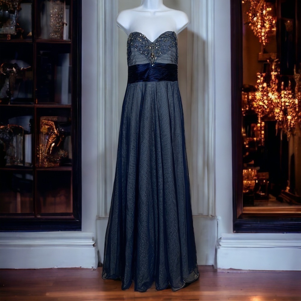Adrianna Papell Sweatheat Beaded Jeweled Neckline Formal Gown Dress Size 10 - Picture 4 of 7